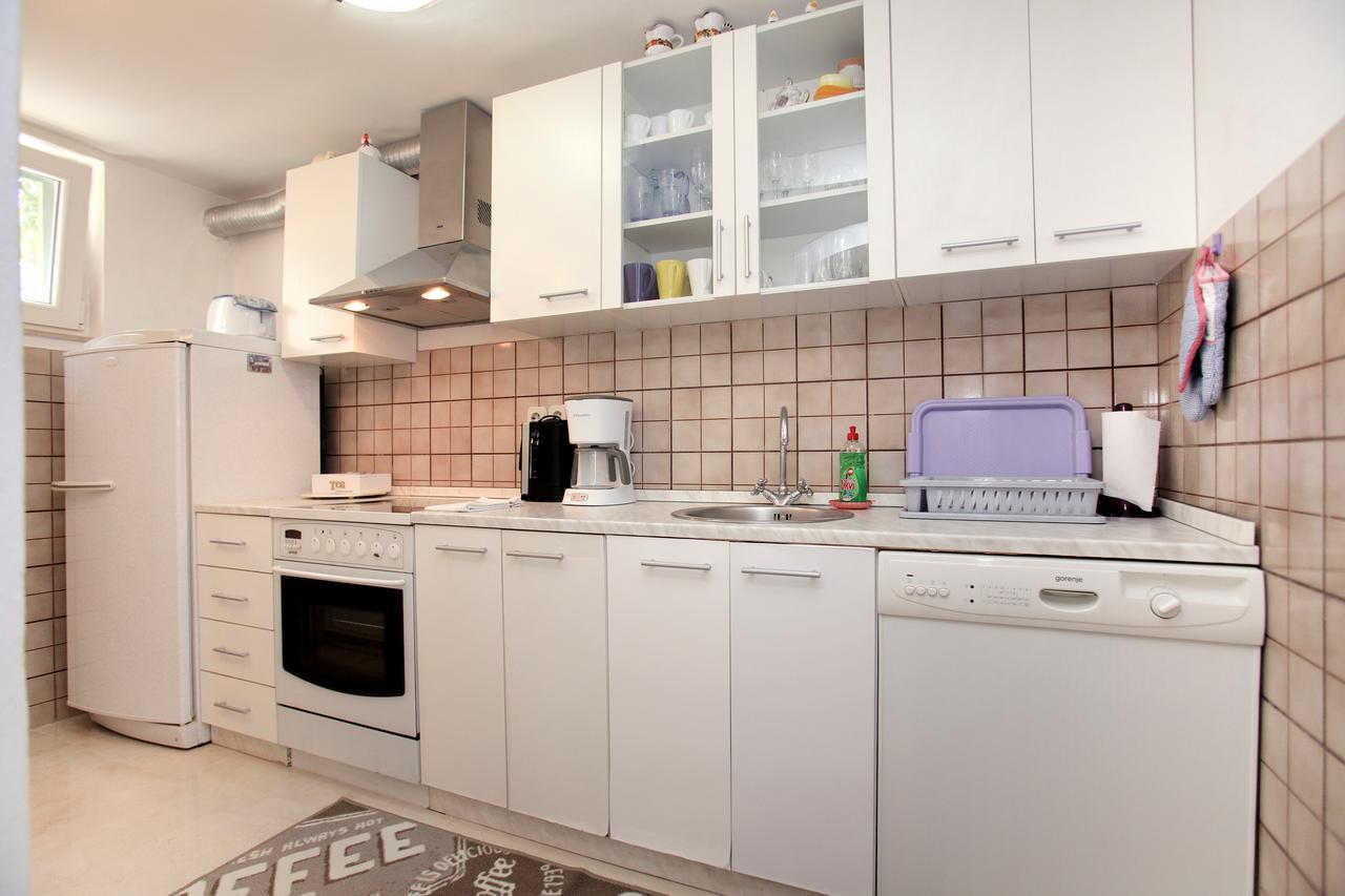 Apartment Eva โตรกีร์ ภายนอก รูปภาพ