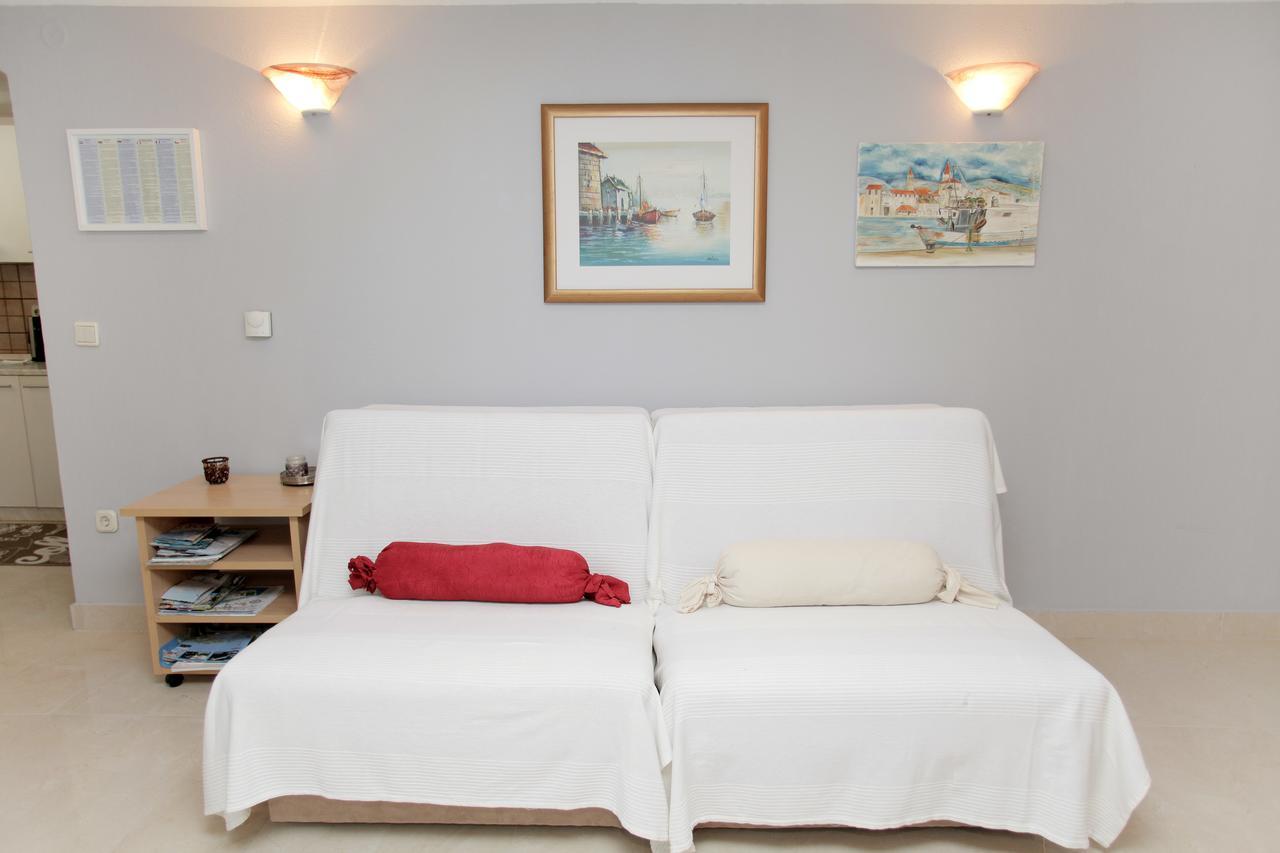 Apartment Eva โตรกีร์ ภายนอก รูปภาพ